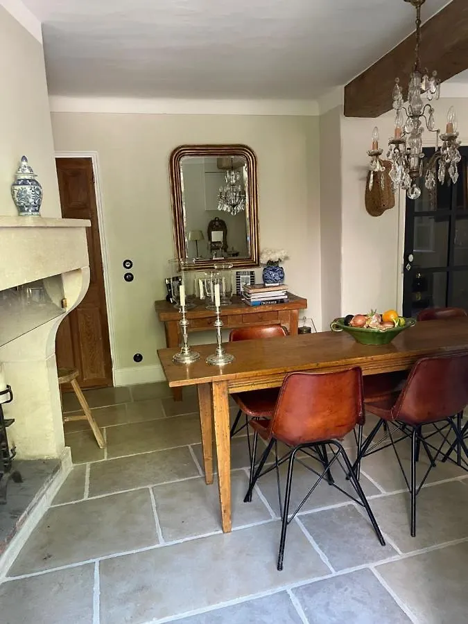 L'aile du Chateau Ramatuelle Couette-café